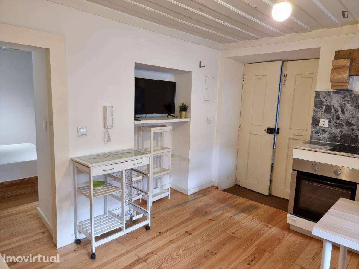 Apartamento com 1 quartos - localizado em Montes Claros Coimbra - Grande imagem: 3/12