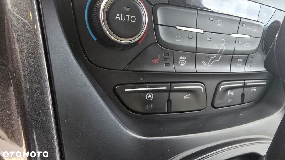 Ford Kuga 2.0 TDCi 4x4 Vignale - 15