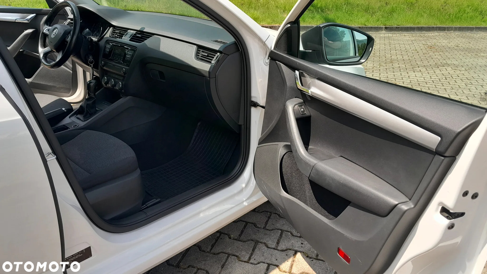 Skoda Octavia 1.6 TDI Active - 9