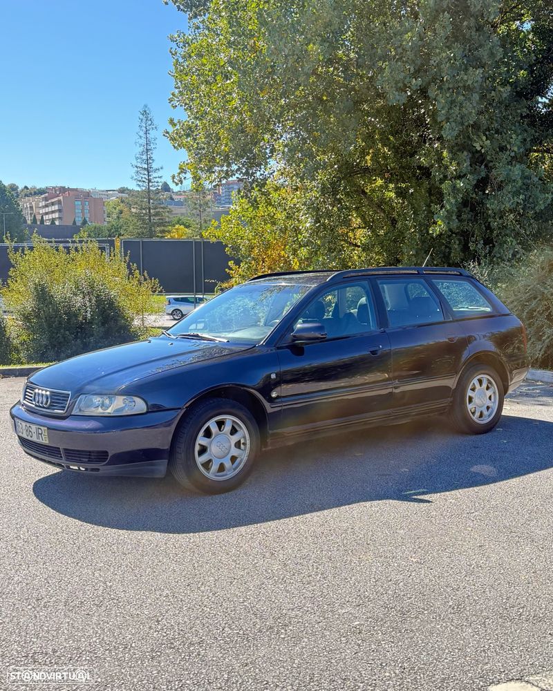 Audi A4 Avant 1.9 TDI Attraction - 3