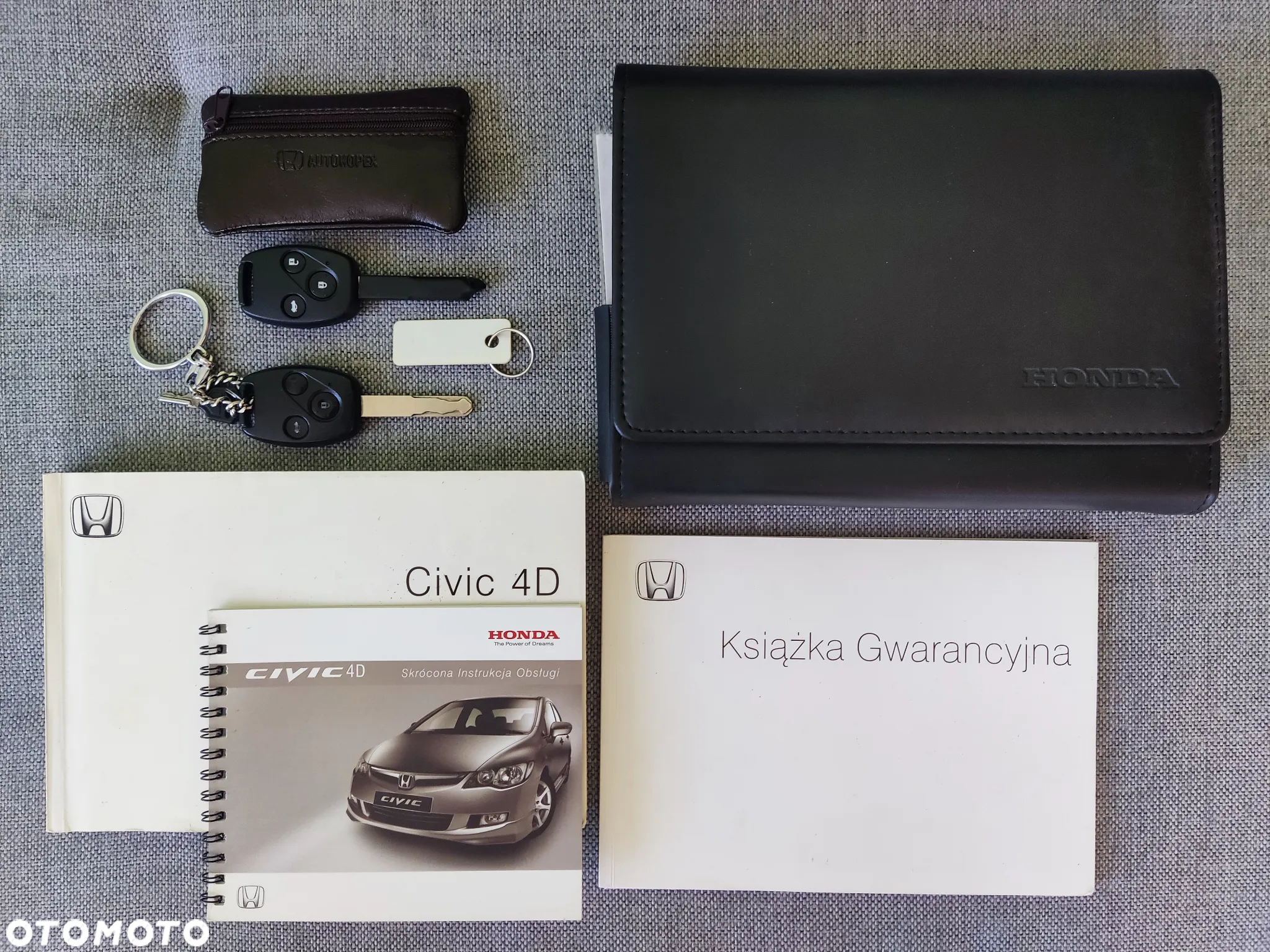 Honda Civic 1.8 Comfort - 33