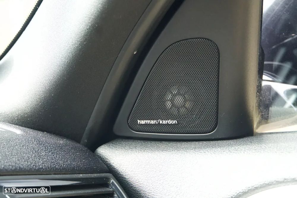 BMW X1 25 d xDrive Auto Pack M - 25