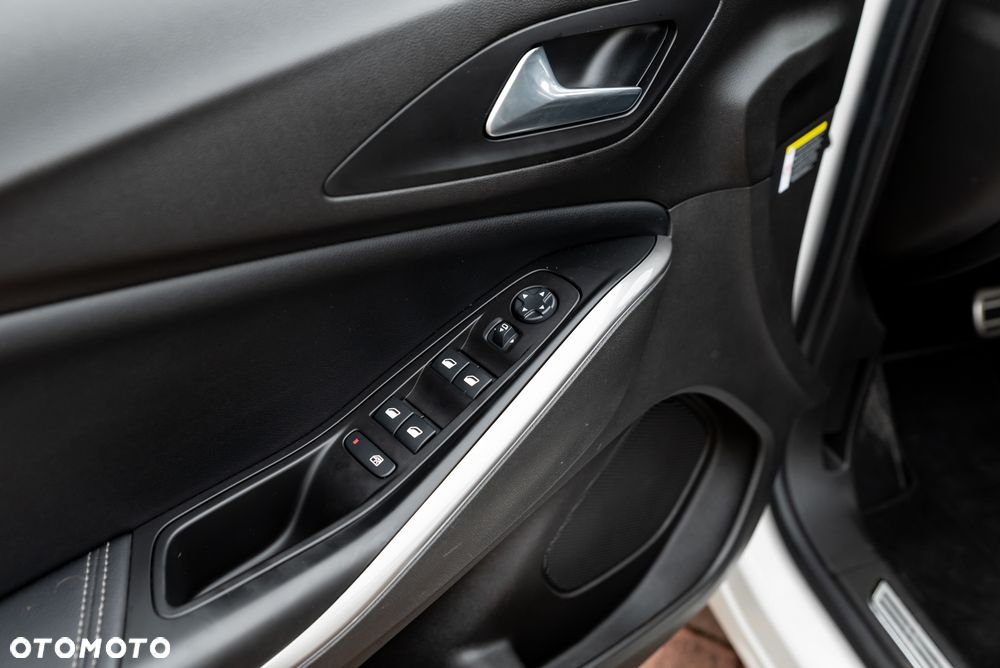 Opel Grandland 1.2 DI Automatik Business Elegance - 25