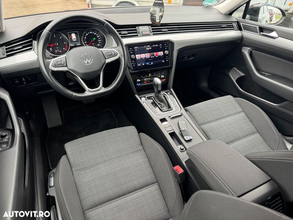 Volkswagen Passat 2.0 TDI SCR DSG Conceptline - 8
