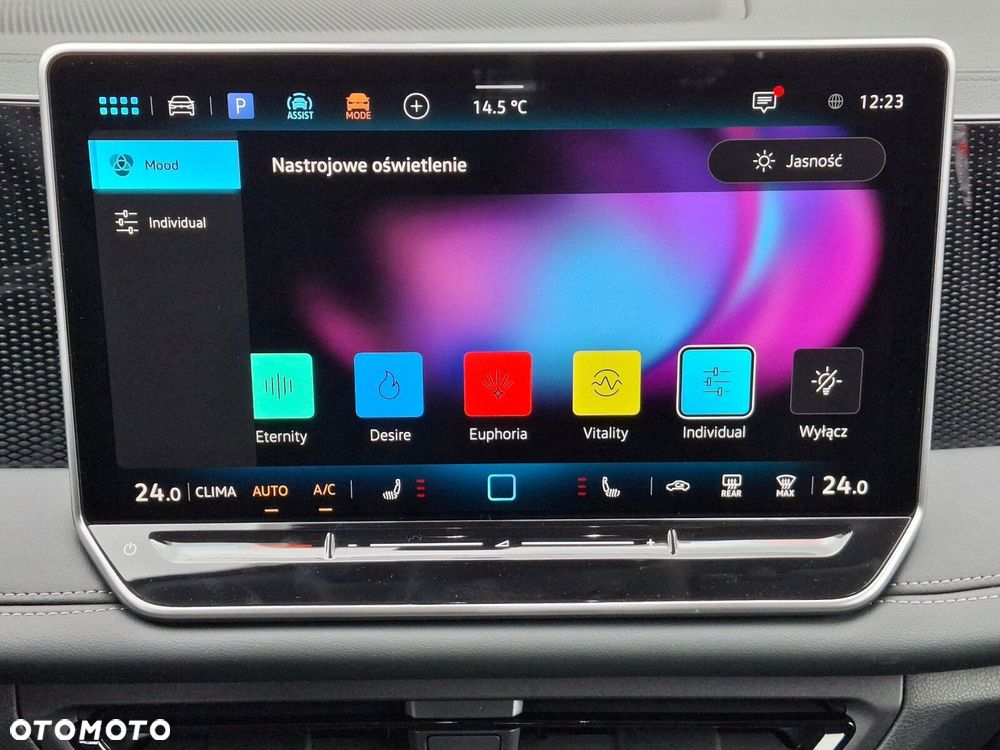 Volkswagen Tiguan 1.5 eTSI Life Plus DSG - 23