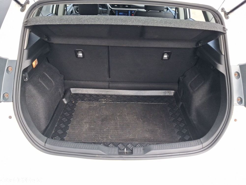 Toyota Auris 1.33 VVT-i Active - 14