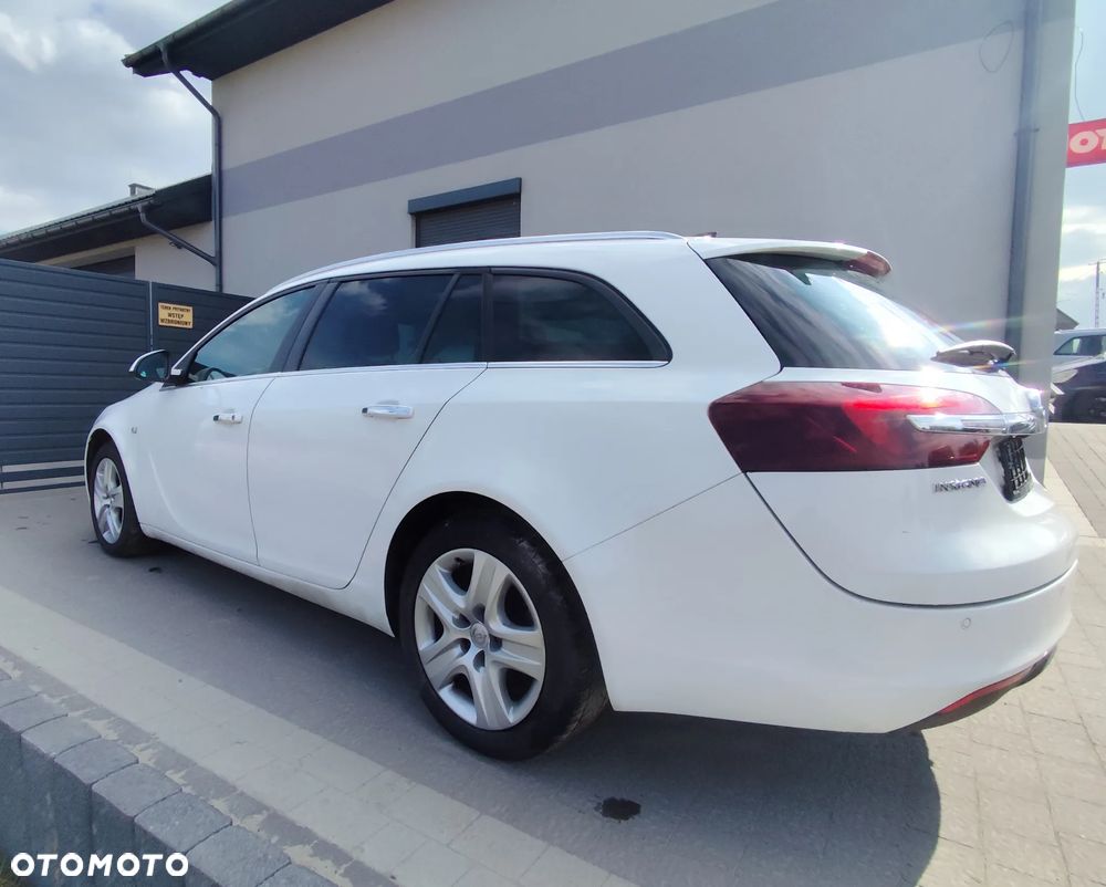 Opel Insignia 1.6 CDTI EcoFLEX S&S - 10
