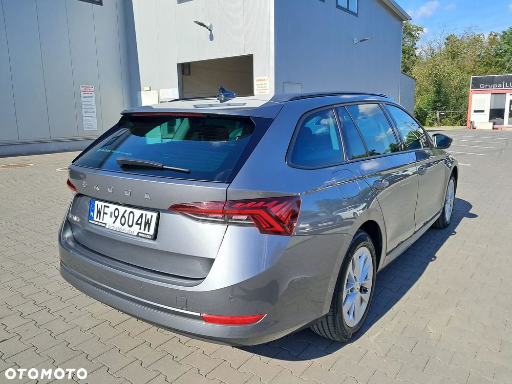 Skoda Octavia 2.0 TDI Ambition DSG - 6