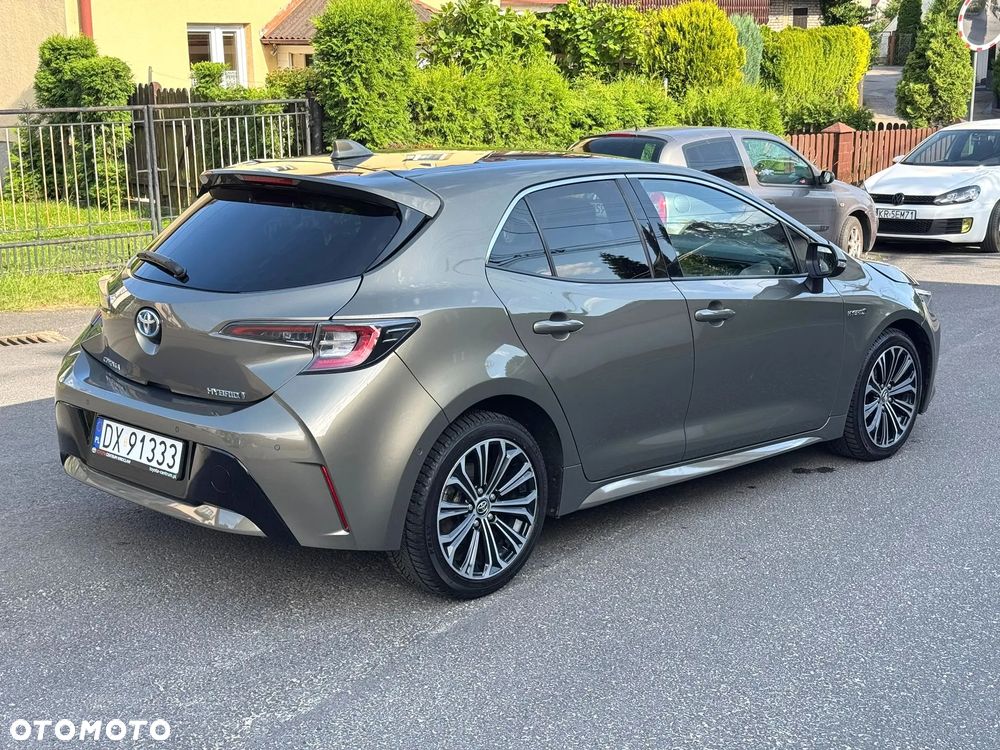 Toyota Corolla - 3