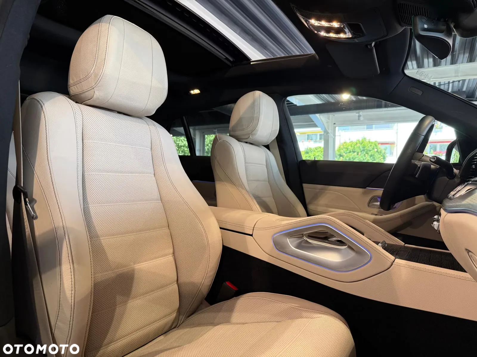Mercedes-Benz GLE 300 d 4-Matic - 13