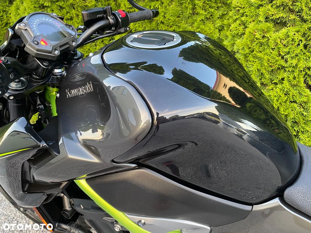 Kawasaki Z 900 - 10