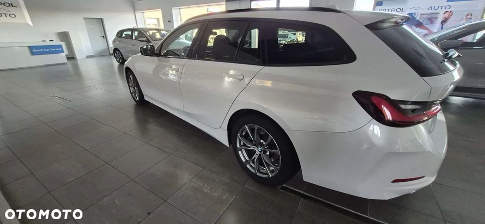 BMW Seria 3 318d Touring - 7