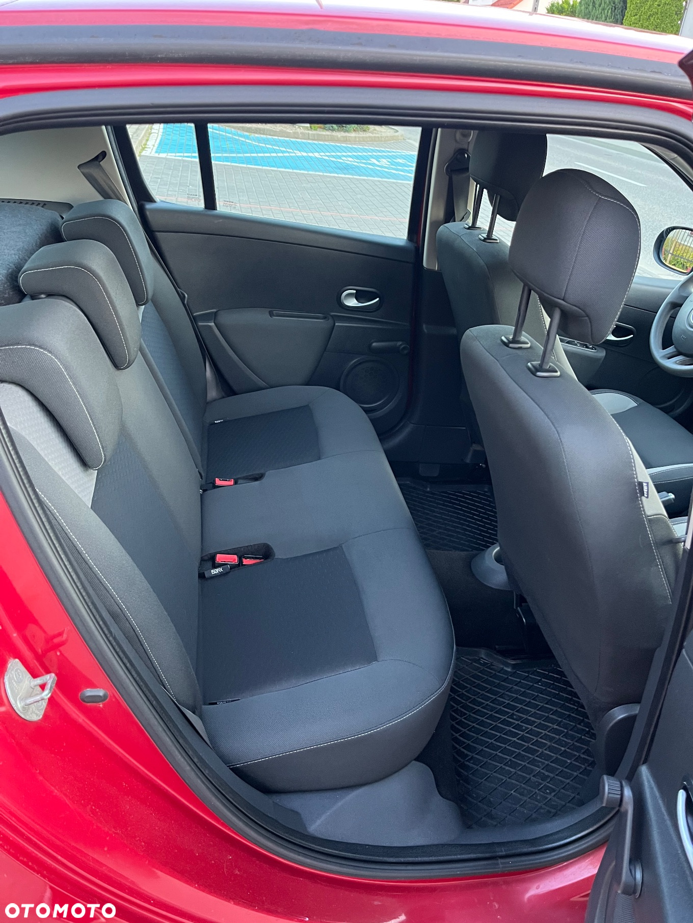 Renault Clio 1.2 16V Authentique - 23