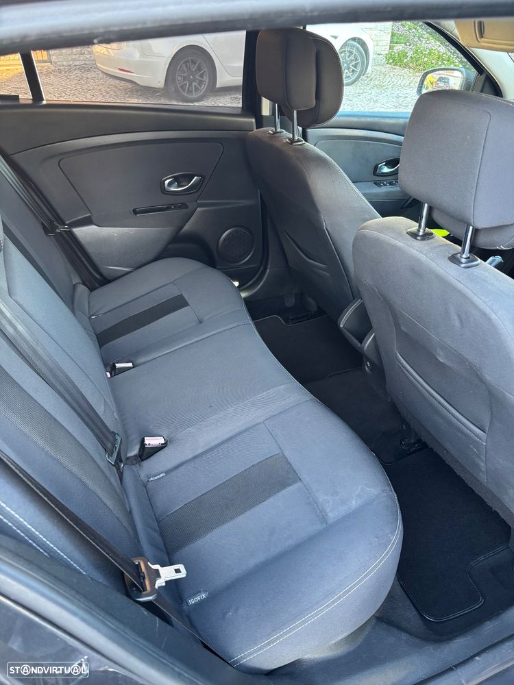 Renault Mégane 1.5 dCi Dynamique CO2 Champion - 8