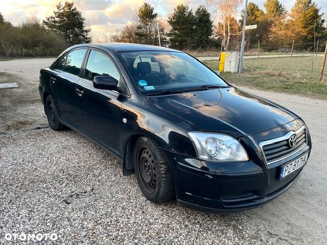 Toyota Avensis 1.6 VVT-i Terra - 1