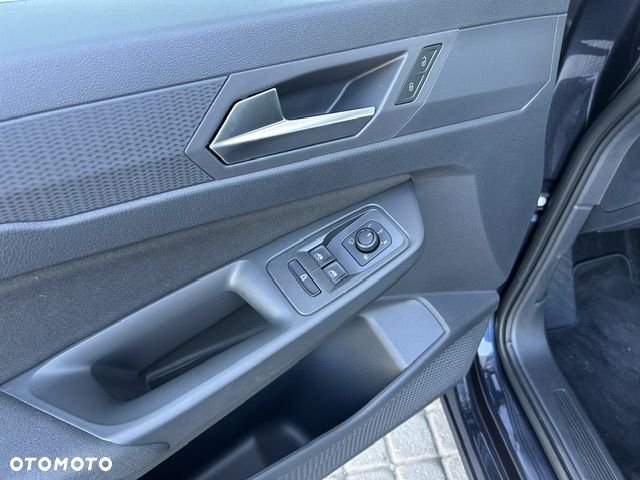Ford Tourneo Connect 1.5 EcoBoost Titanium - 10