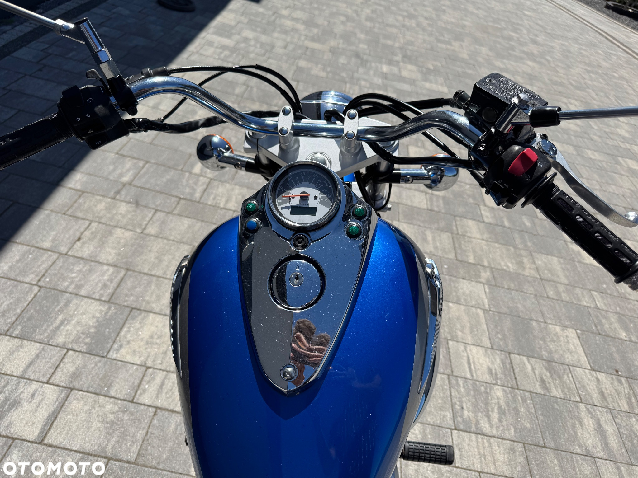 Suzuki Intruder - 31