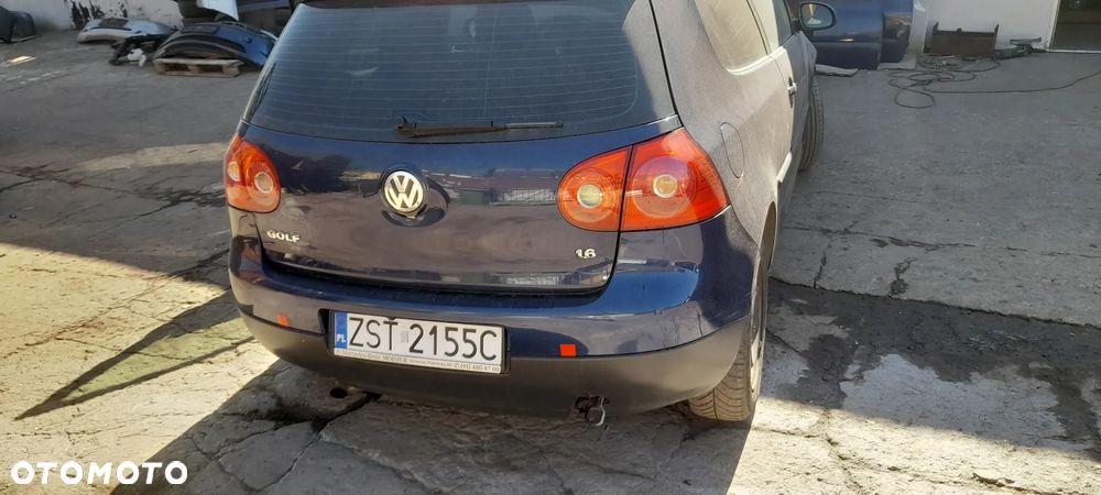 PODSUFITKA VW GOLF V  3 drzwi - 11