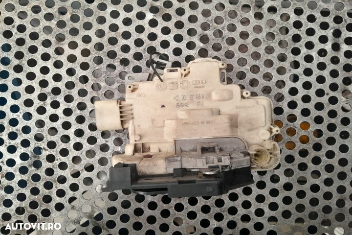 Broasca usa fata stanga 3C1B37015A Volkswagen VW Passat B6 [2005 - 20 - 4