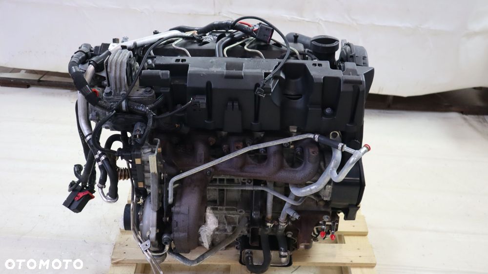 VOLVO S60 2.4 D5 SILNIK D5244T5 - 1