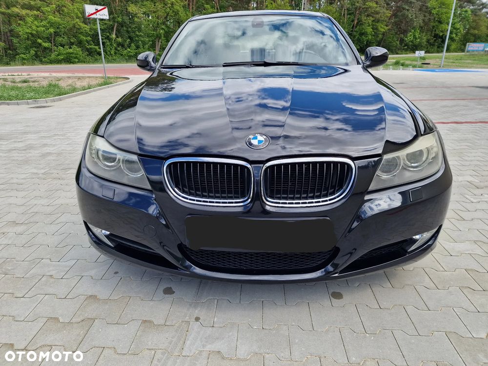 BMW Seria 3 320d xDrive - 17