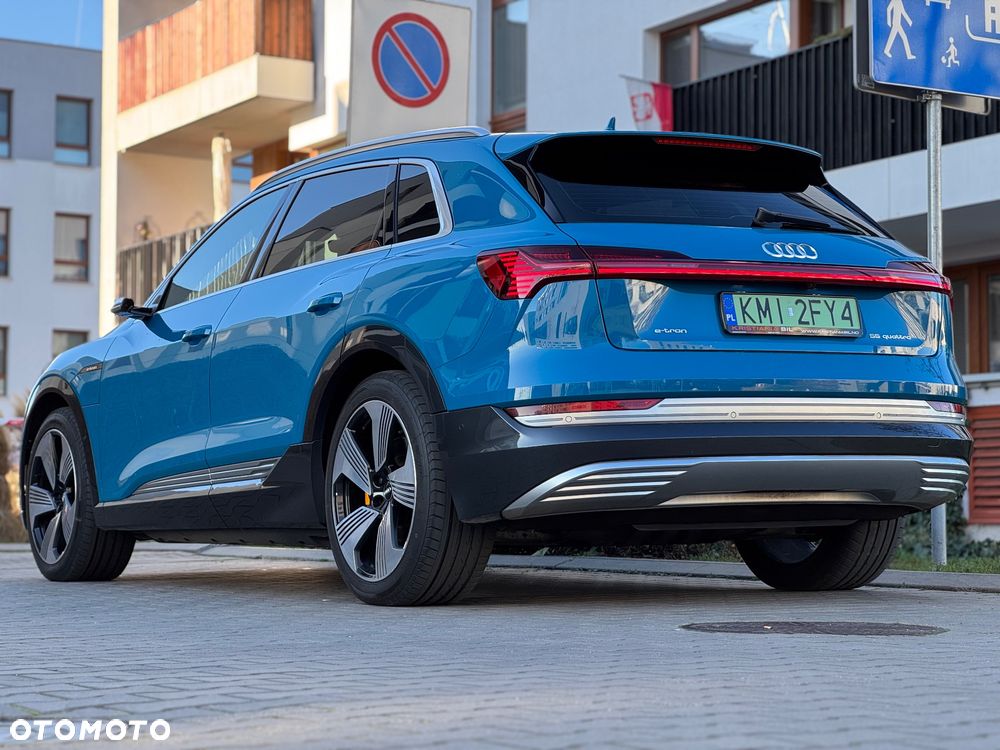 Audi e-tron 55 Quattro S line - 9