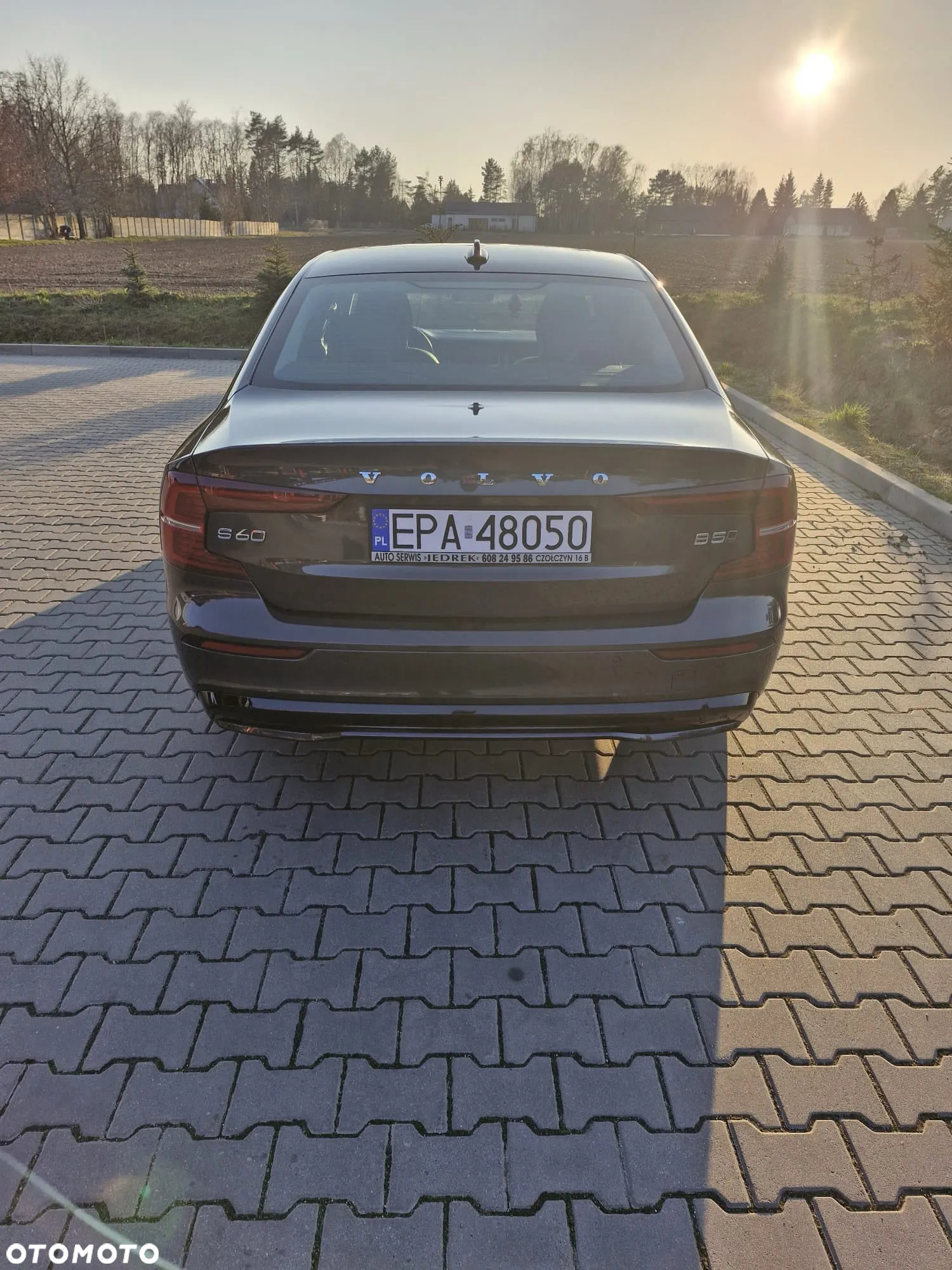 Volvo S60 B5 B AWD Plus Dark - 9