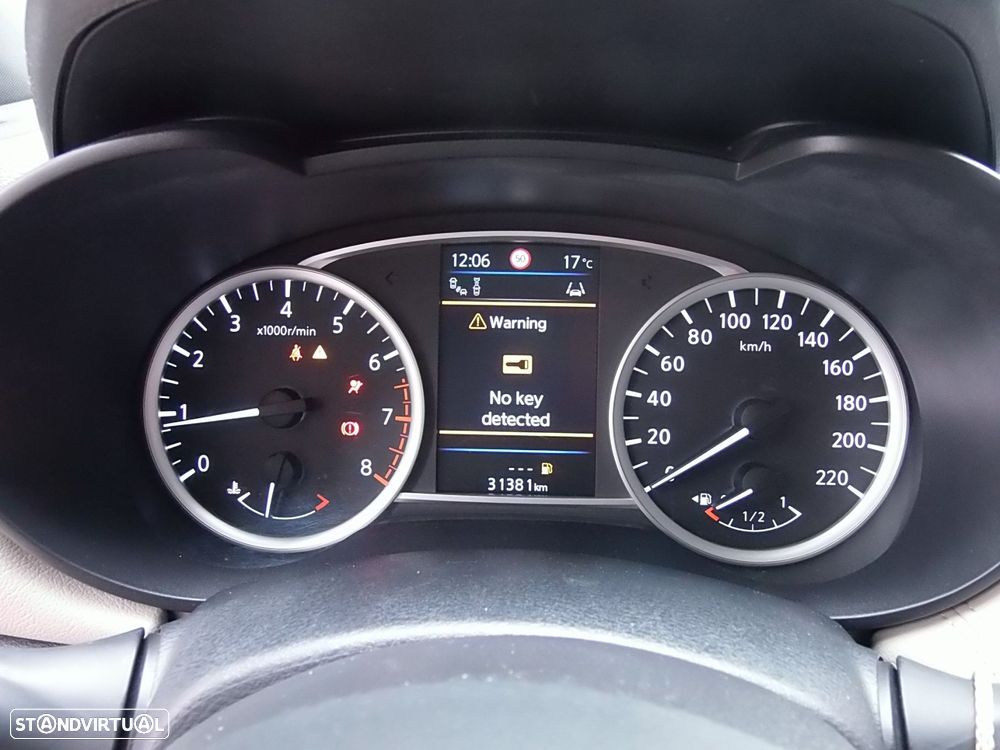 Nissan Micra 0.9 IG-T Tekna Dark Sound S/S - 23