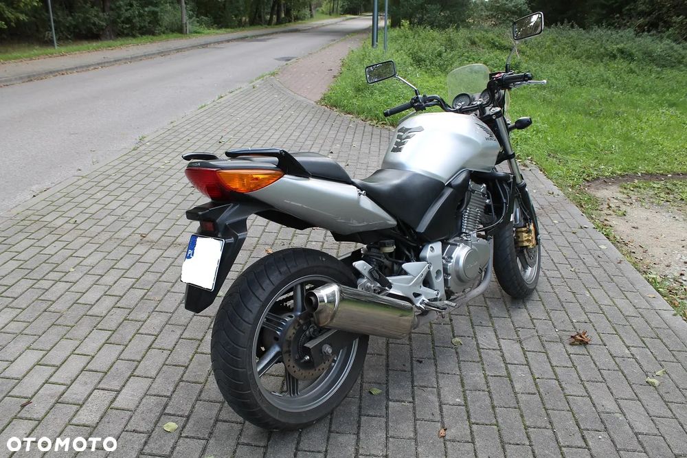 Honda CBF - 3
