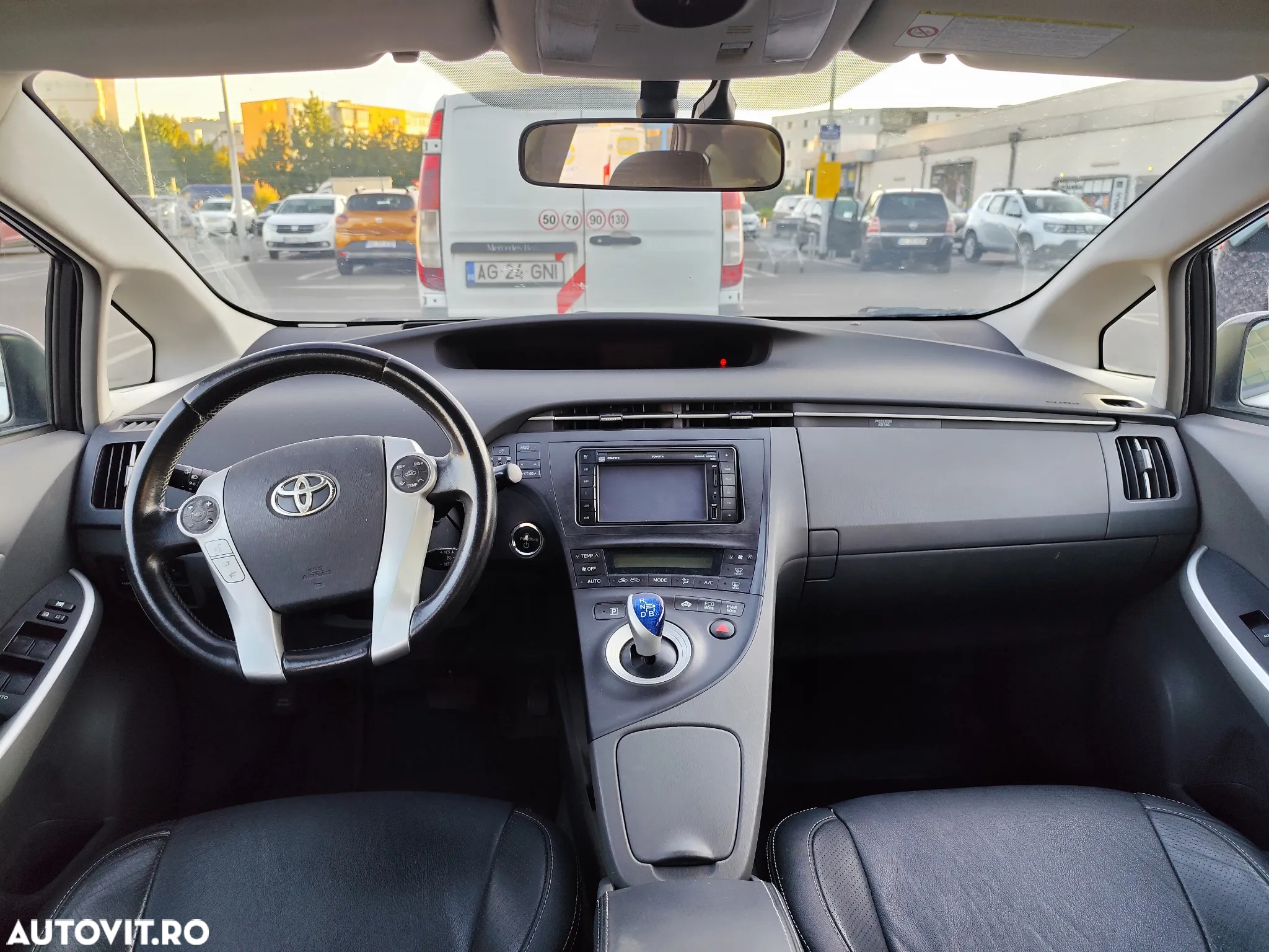 Toyota Prius - 8