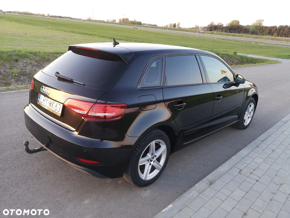 Audi A3 Sportback 1.6 TDI S tronic sport - 26