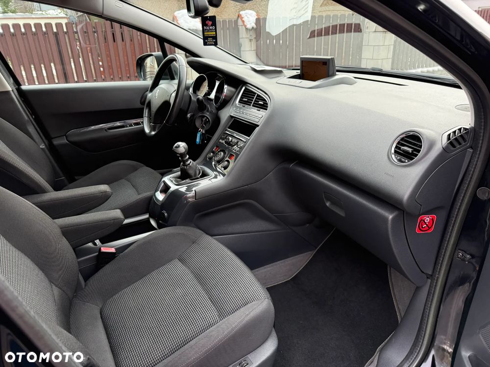 Peugeot 5008 2.0 HDi Family 7os - 23