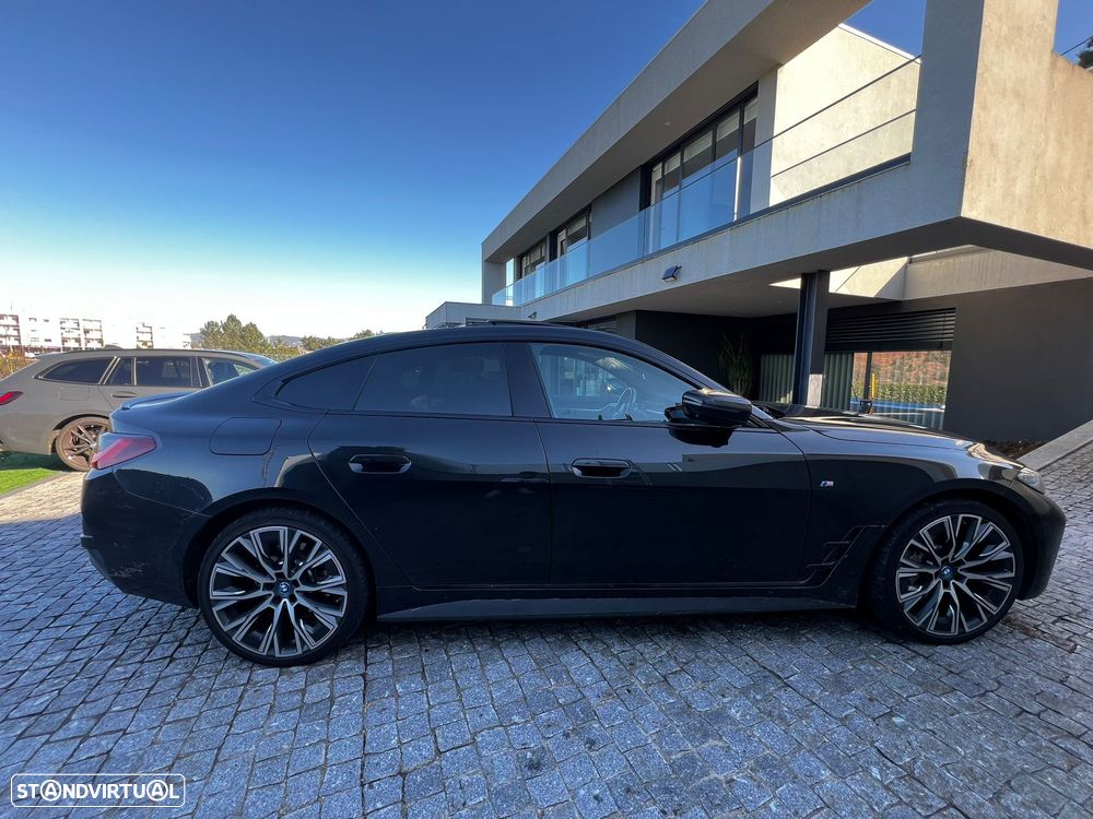 BMW i4 eDrive40 Pack Desportivo M - 3