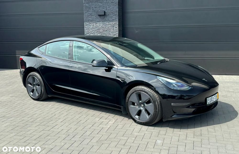 Tesla Model 3 Langstreckenbatterie Allradantrieb Dual Motor - 9