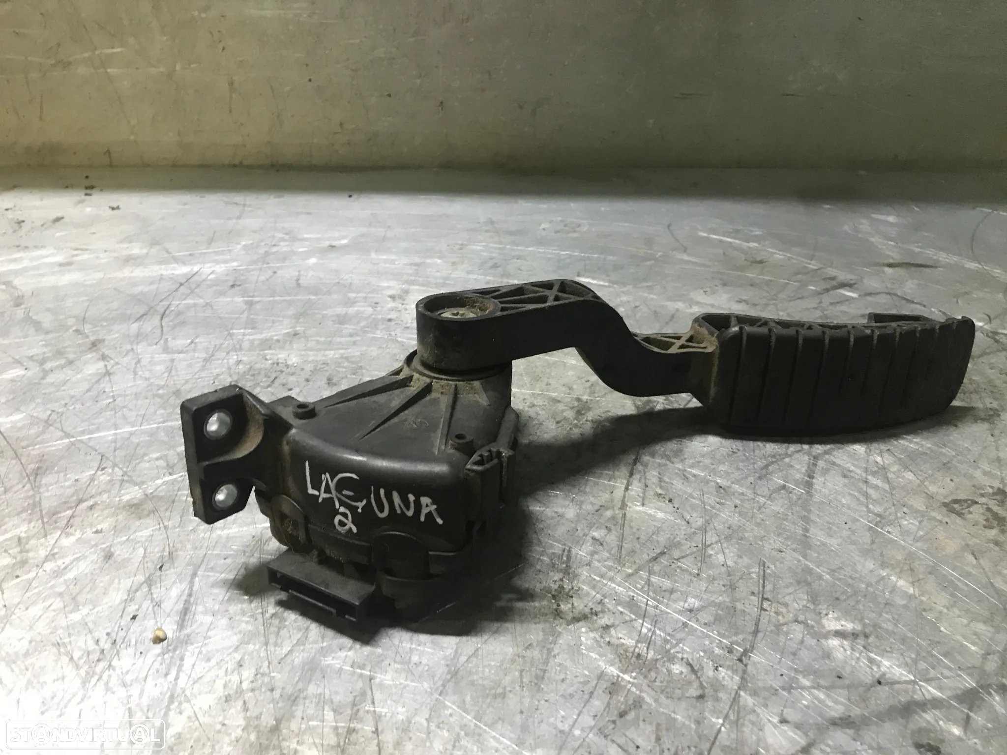 PEDAL ACELERADOR RENAILT LAGUNA II 01-07 8200003392 - 2