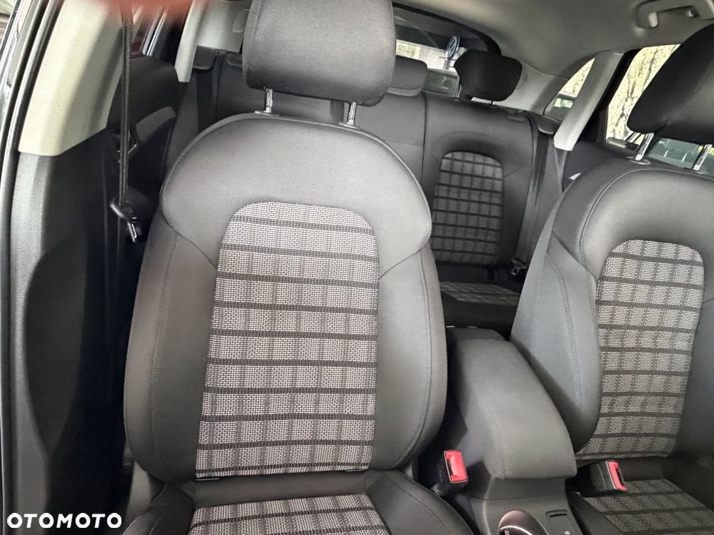 Audi Q3 1.4 TFSI Sport S tronic - 21