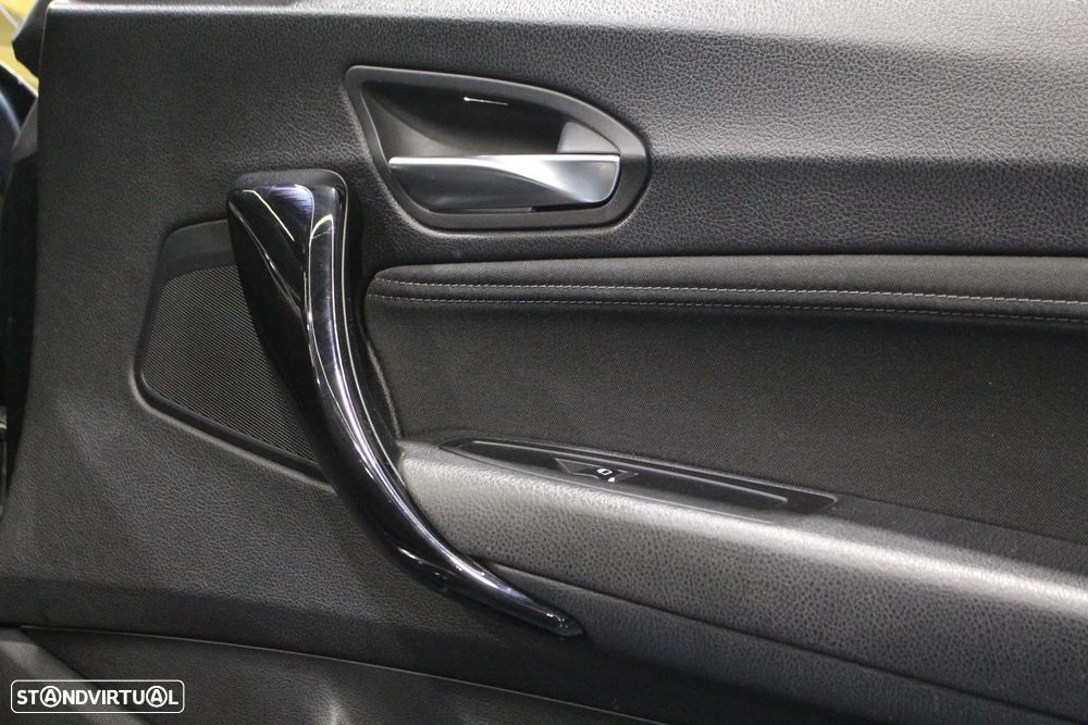 BMW 218 d Cabrio Line Sport Auto - 18