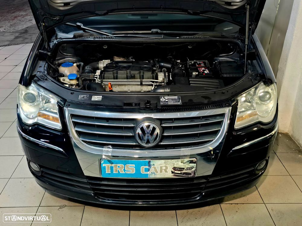 VW Touran 1.9 TDi Highline DSG 7V 7L - 3