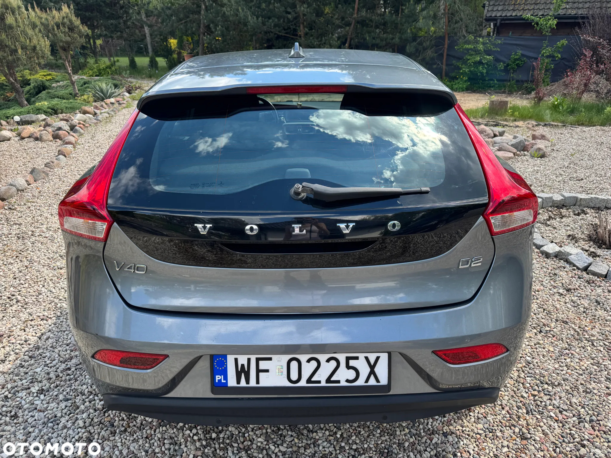 Volvo V40 D2 - 8