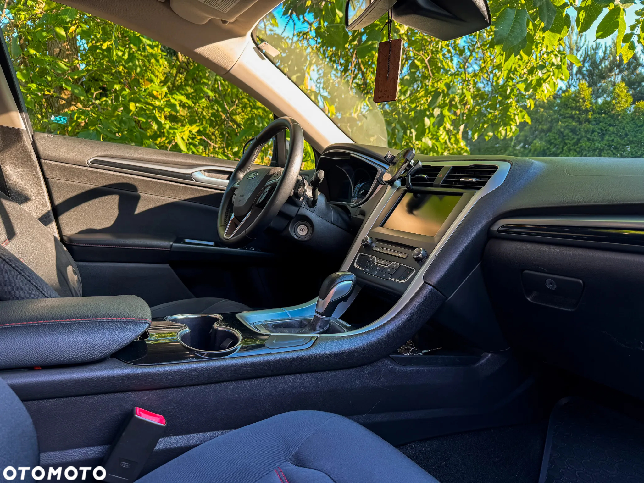 Ford Fusion 2.0 EcoBoost Titanium - 10