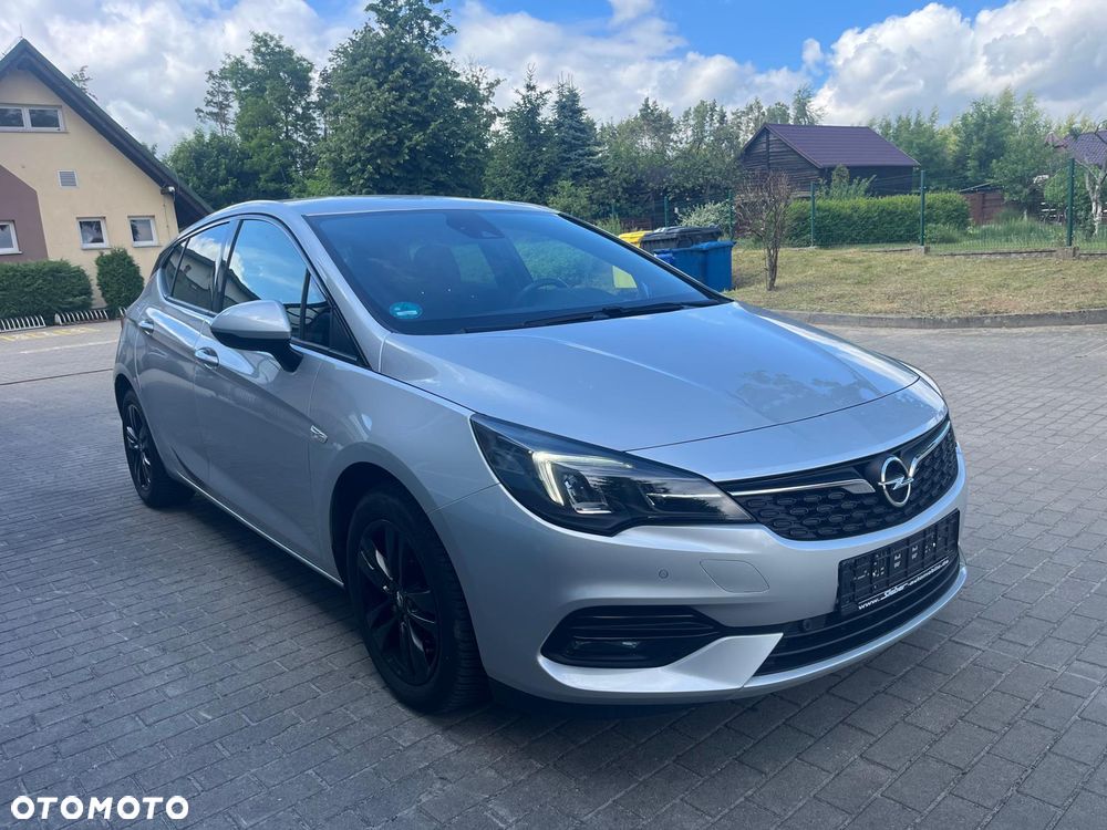 Opel Astra 1.2 Turbo Start/Stop Design&Tech - 2