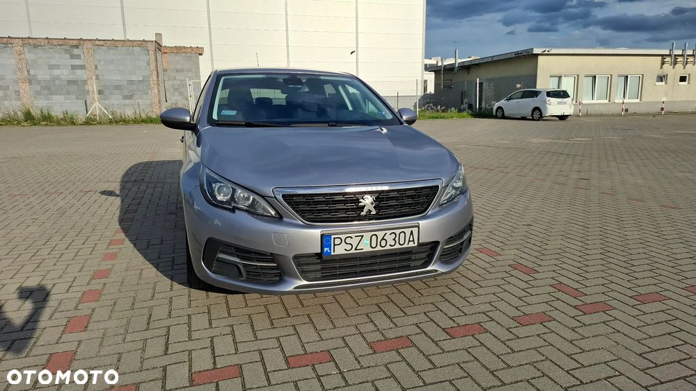 Peugeot 308 2017 photo 2