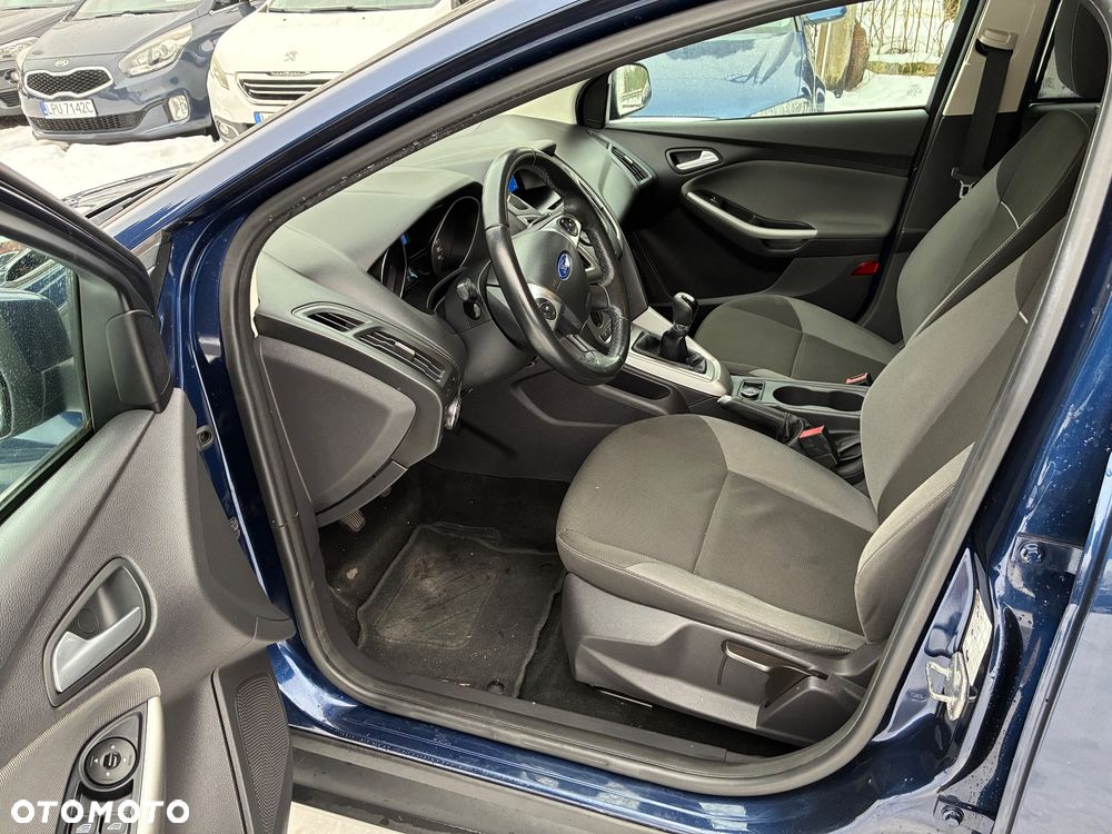 Ford Focus SW 1.6 Ambiente - 8