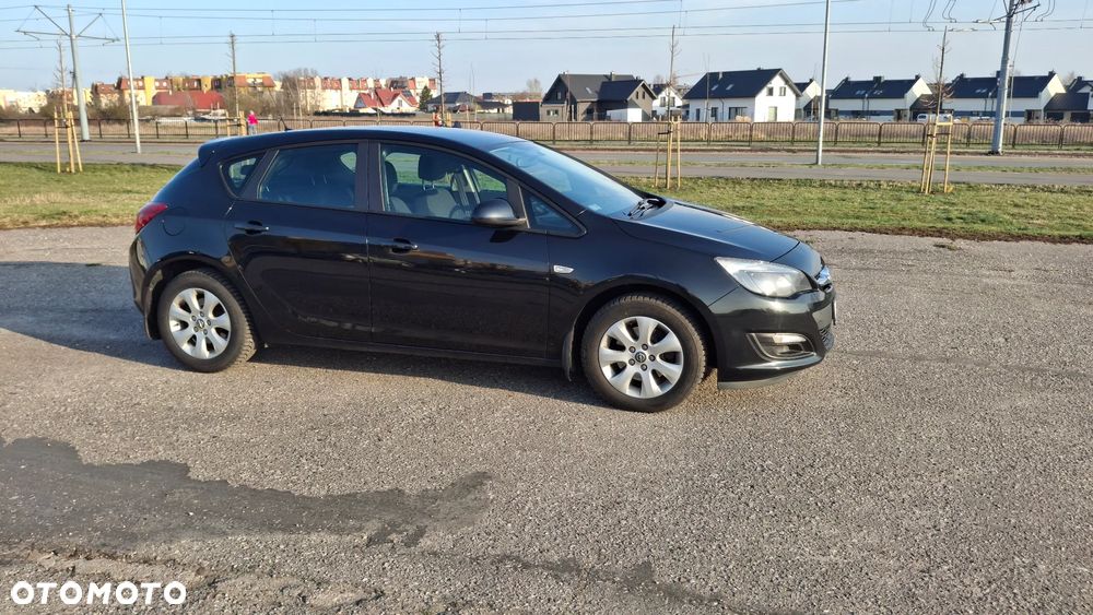 Opel Astra 1.7 CDTI Enjoy - 32