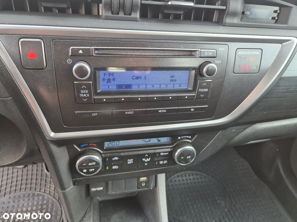 Toyota Auris 1.4 D-4D Active - 16