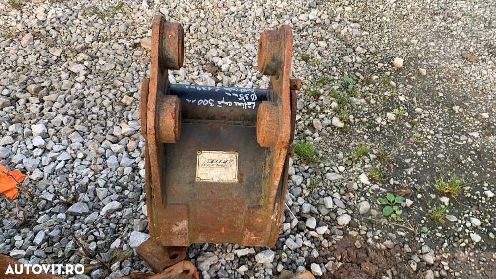 Cupa miniexcavator cu latimea de 300 - 3