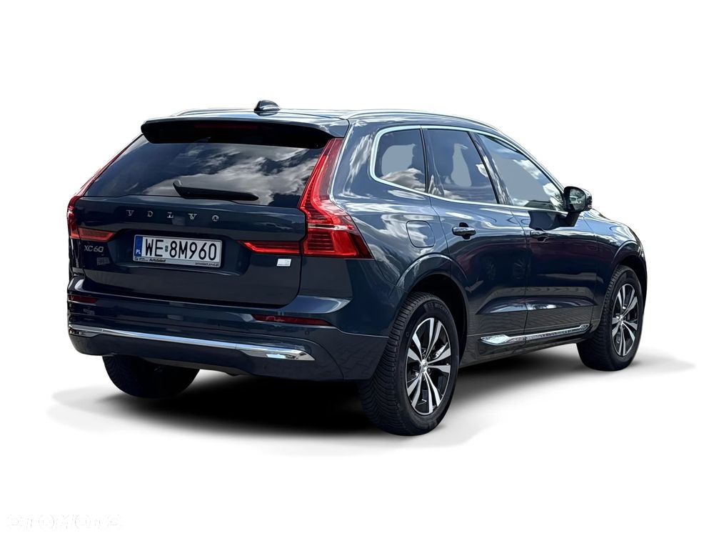 Volvo XC 60 T6 Plug-In Hybrid AWD Core - 7