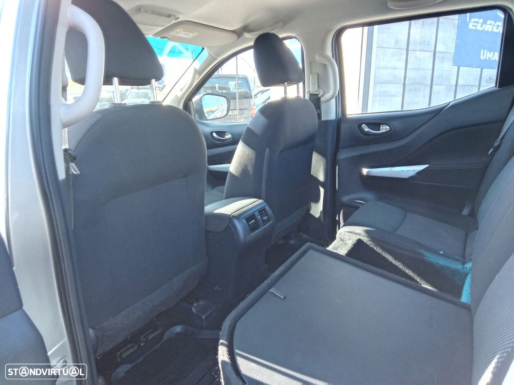 Nissan Navara 2.3 dCi CD 4WD Tekna - 10