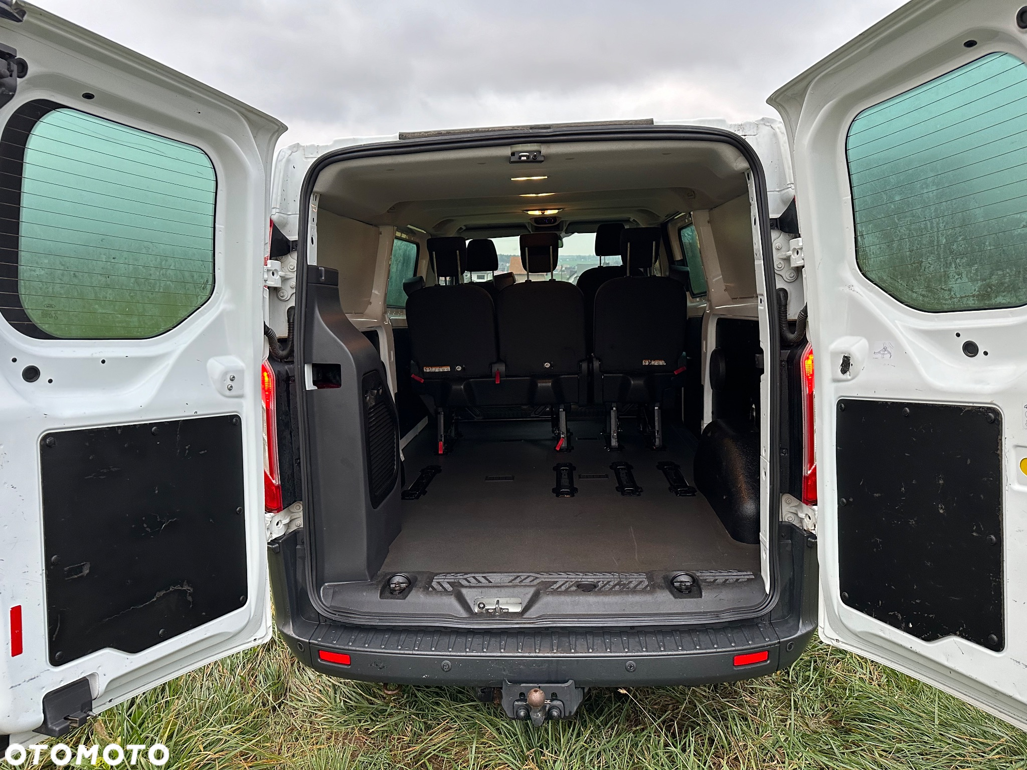 Ford Transit Custom - 12