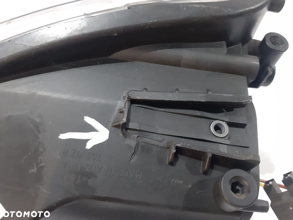 Audi A1 8X Lampa H7 - R - 13204 - 6